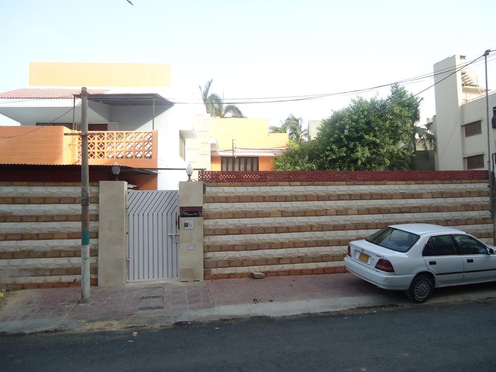 Patel Residency Guest House Karatschi Exterior foto